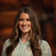 Alle Carter Headshot